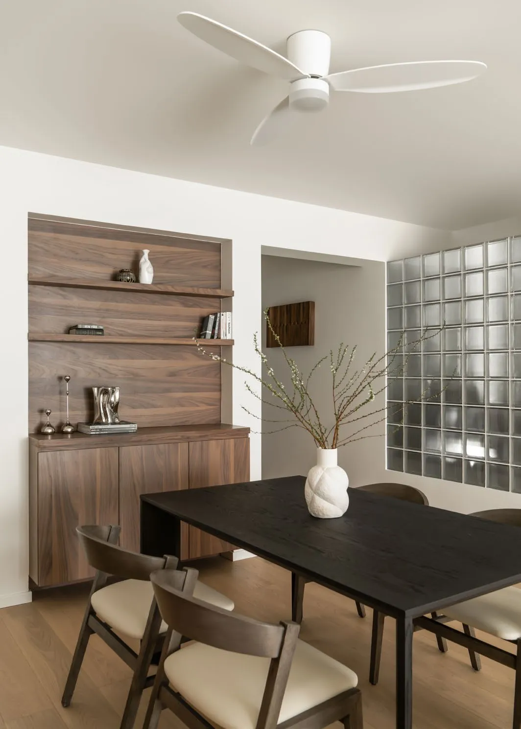 Dining, view 08 — C Residence
