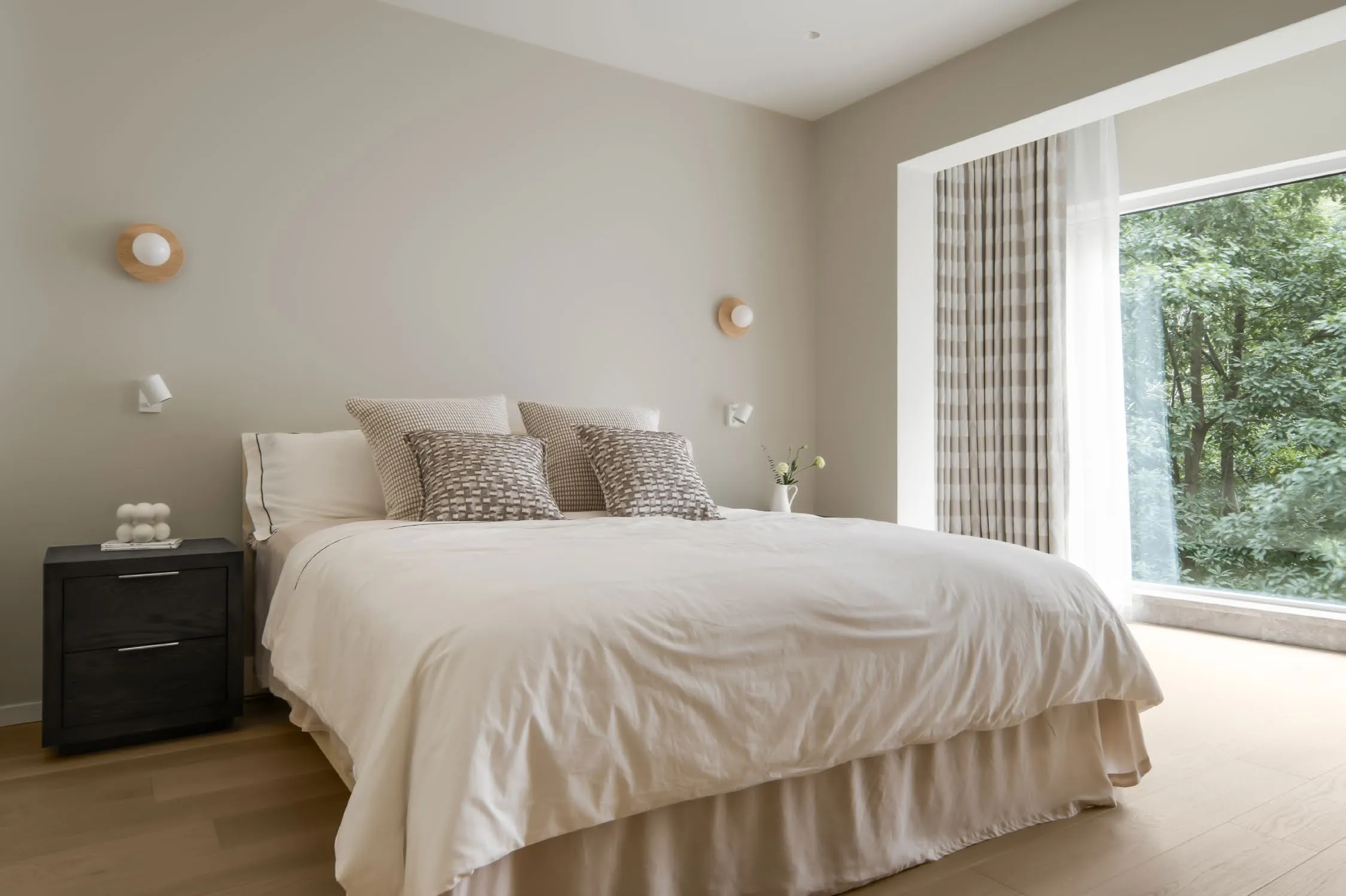 Bedroom, view 10 — C Residence