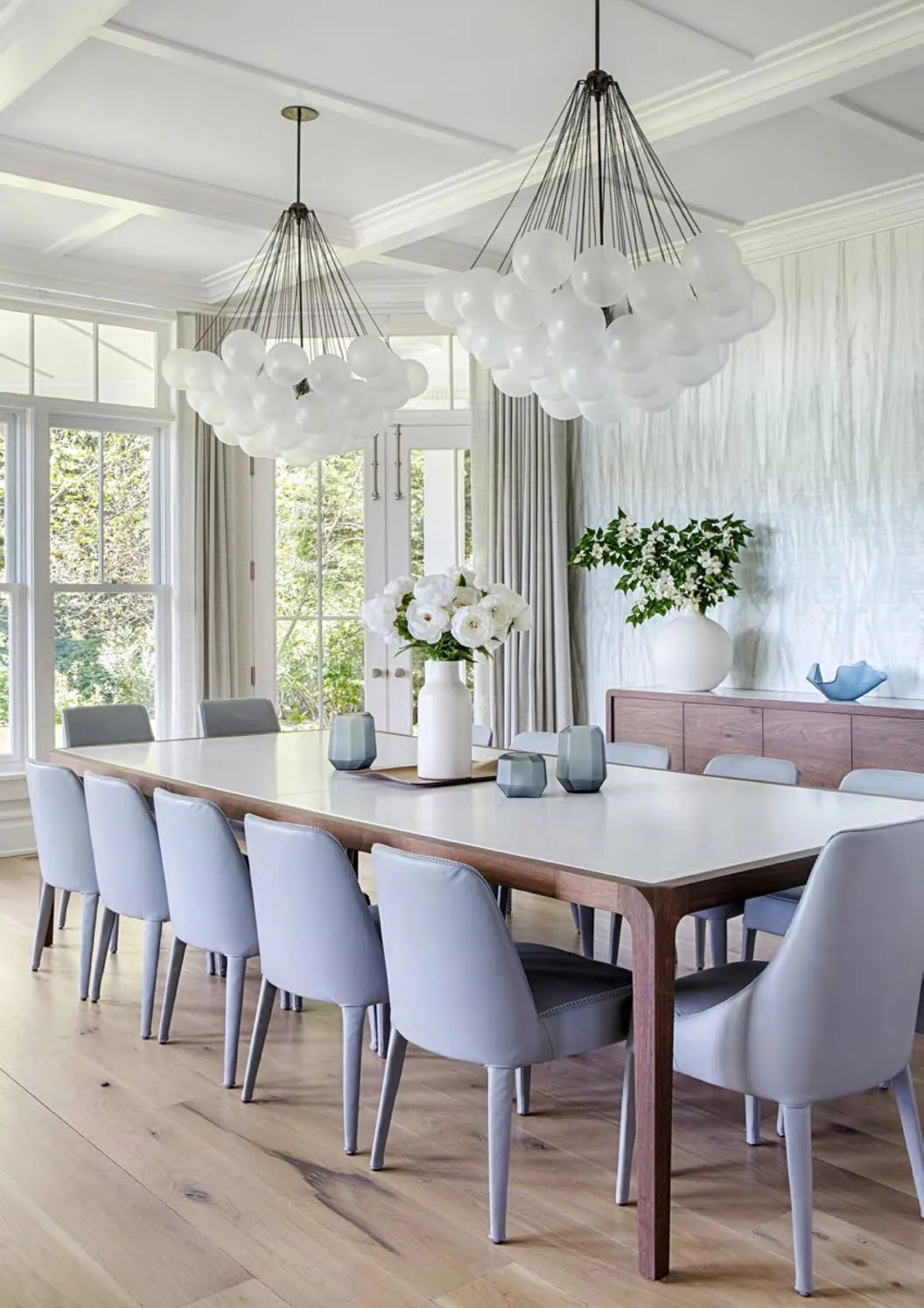 Dining detail 09 — L Beach House