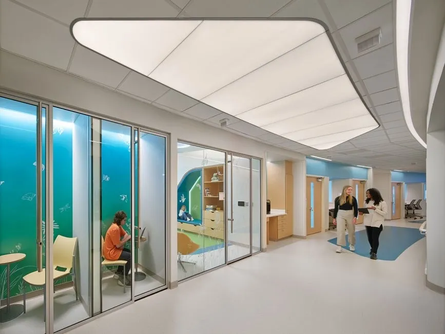 Corridor detail 02 — Nemours Children's Hospital