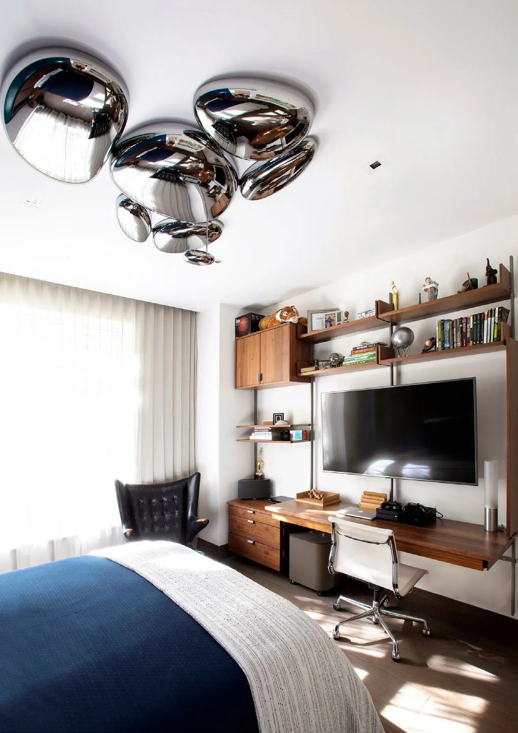 Bedroom detail 08 — T Residence