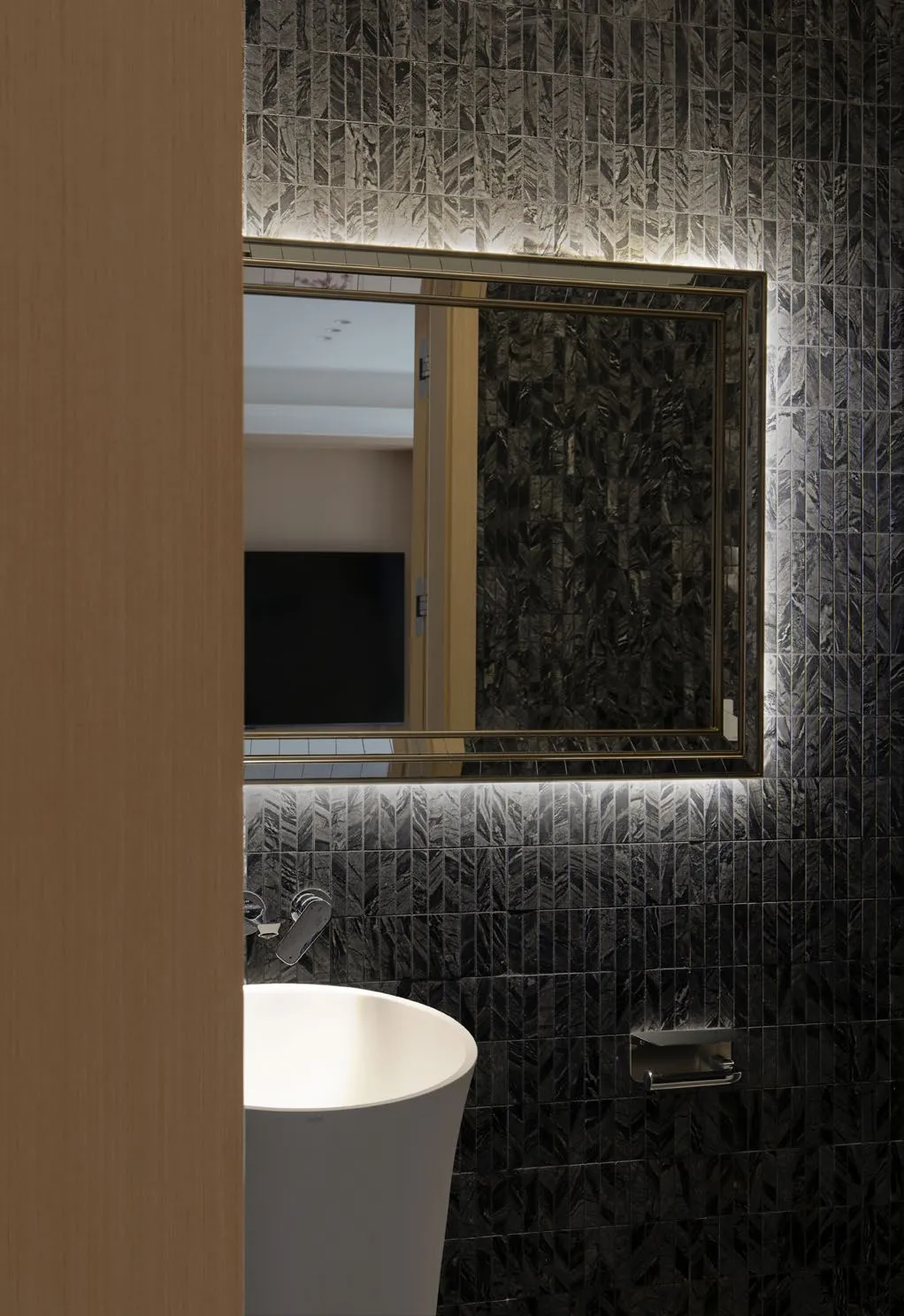 Powder Room 01